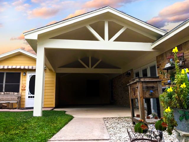 Custom patio covers in Friendswood TX